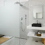 Gallery Luxury & Rooms-only Adults * ספליט