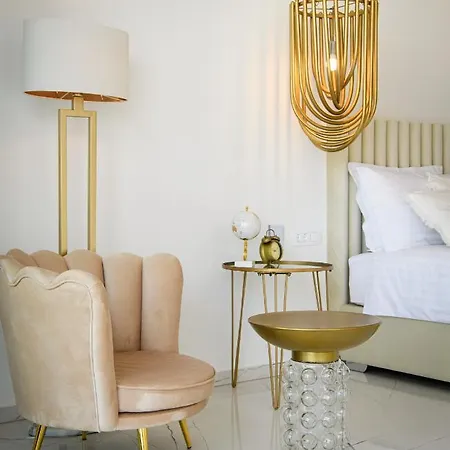 Gallery Luxury & Rooms-only Adults Lägenhet *