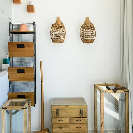 Gallery Luxury Suites & Rooms-Only Adults * Split