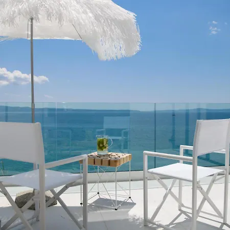 Gallery Luxury & Rooms-only Adults Appartement