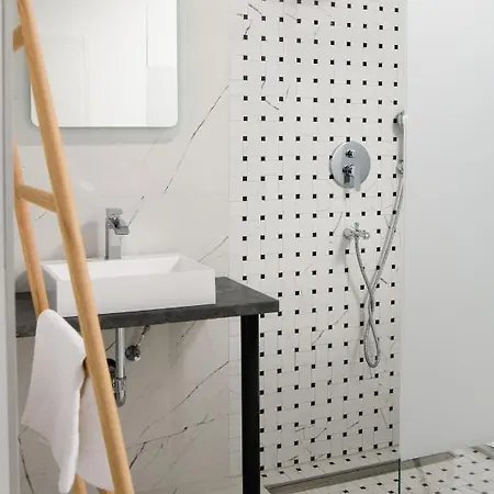 Gallery Luxury & Rooms-only Adults 斯普利特