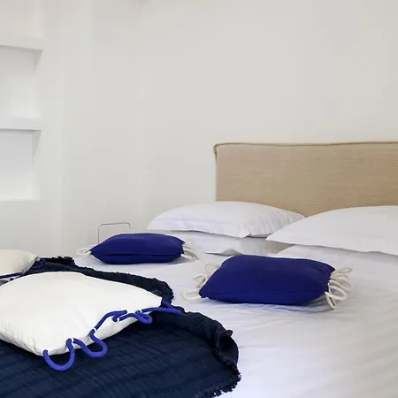アパート Gallery Luxury & Rooms-only Adults