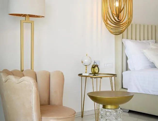 Gallery Luxury & Rooms-only Adults アパート *