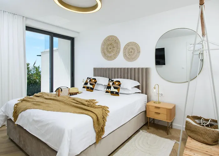 Gallery Luxury & Rooms-only Adults 斯普利特