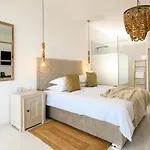 Apartament Gallery Luxury & Rooms-only Adults *