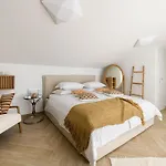 Gallery Luxury & Rooms-only Adults Split