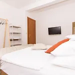 Gallery Luxury & Rooms-only Adults Apartament