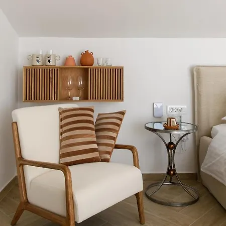 Daire Gallery Luxury & Rooms-only Adults *