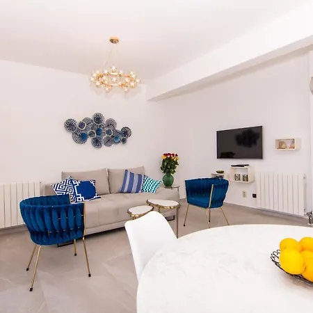 Apartment Gallery Luxury Suites & Rooms-Only Adults *