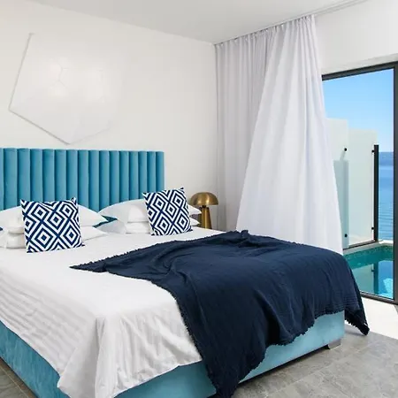 Gallery Luxury Suites & Rooms-Only Adults