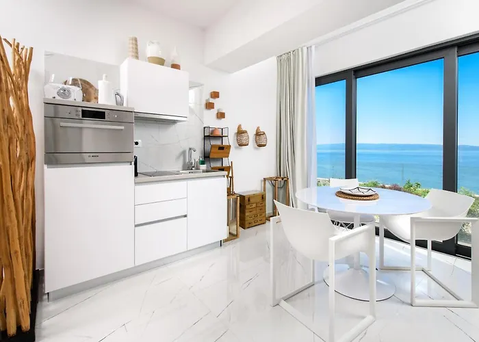 Gallery Luxury & Rooms-only Adults * Split